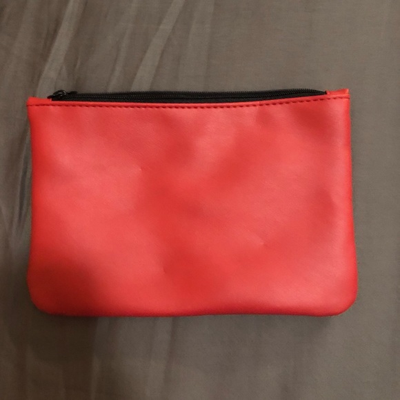 BUY2GET1FREE Red Makeup Bag - Picture 2 of 2